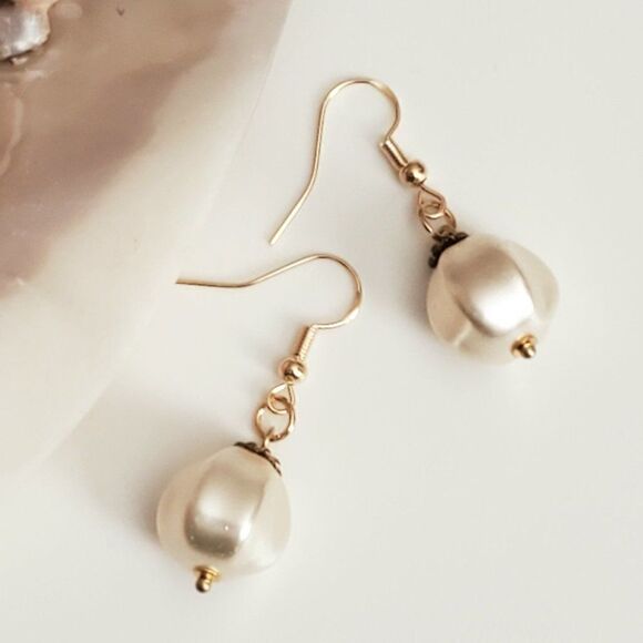 Twisted pearl earrings - Handmade (NEW) - Picture 2 of 4